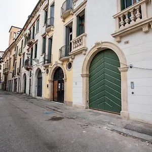 Ss Apostoli , Vicenza Italia