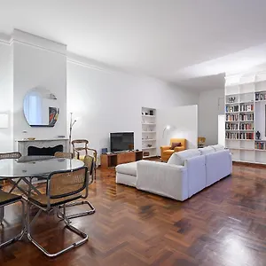 https://hale-apartments-crocetta.it-lombardy.com